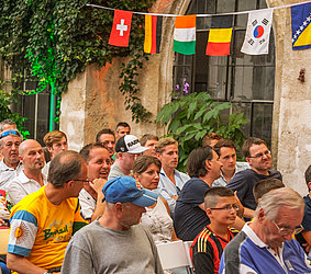 PublicViewing-001.jpg